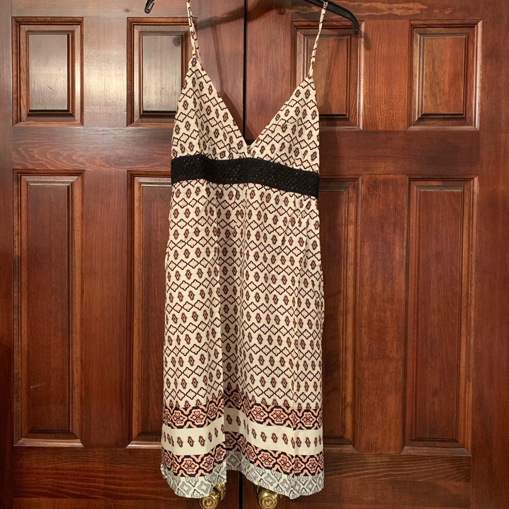 ⭐️⭐️  Plus Patterned Sundress⭐️⭐️ - Picture 3 of 8